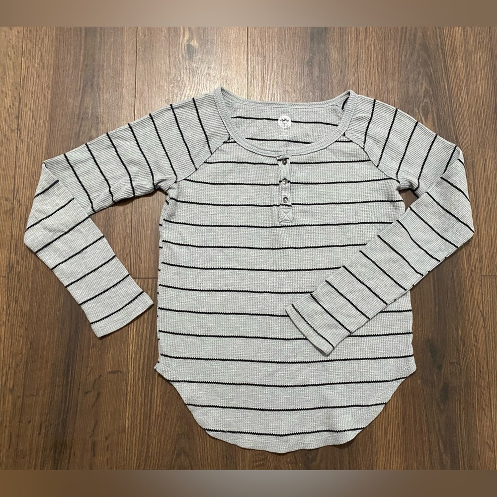 Junior’s SO Casual Grey Long Sleeve Black Striped T-shirt XXS